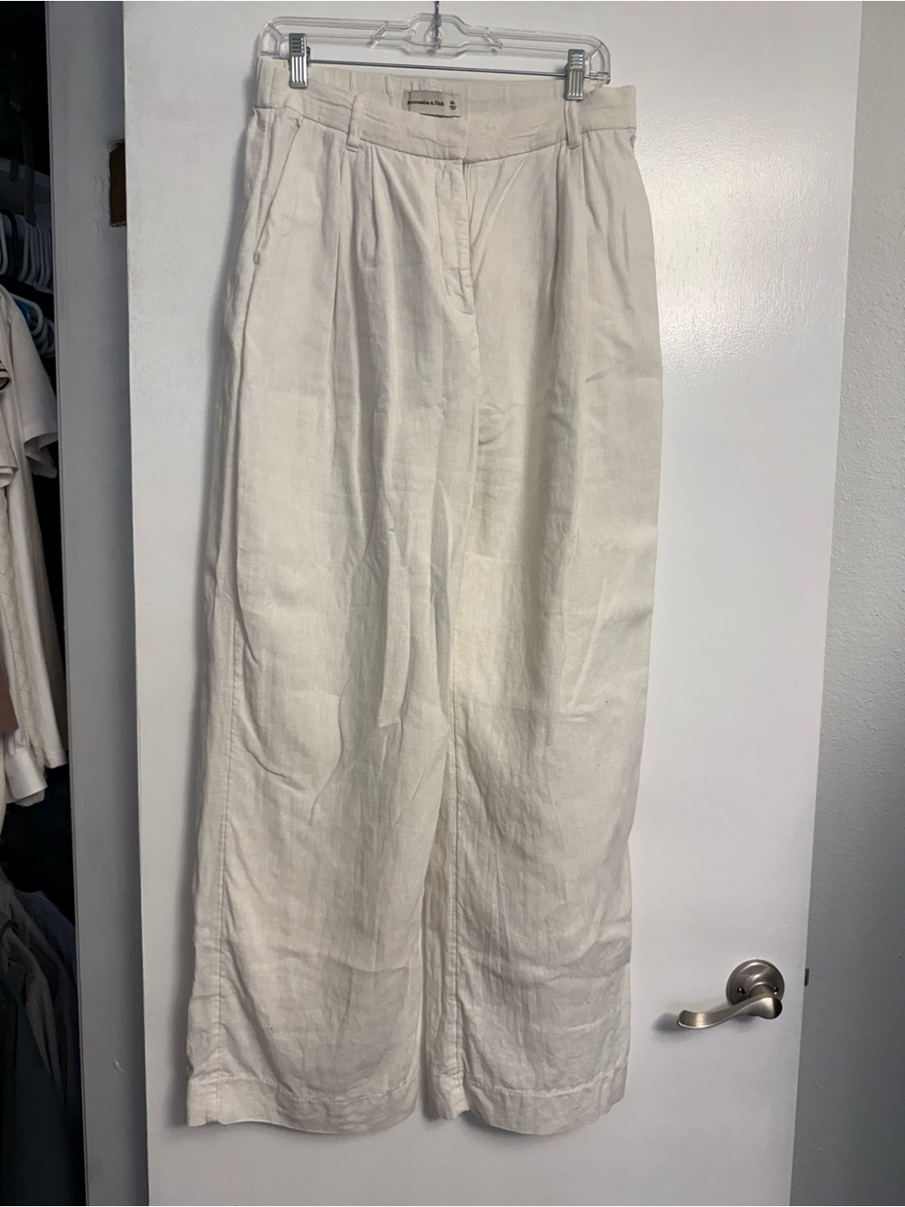 Abercrombie & Fitch Off-White Wide-Leg Linen Tailored Pants